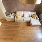 Elena House Gold Apartment