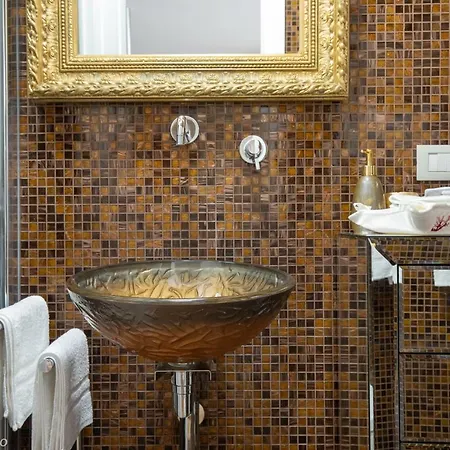 Elena House Gold Viareggio