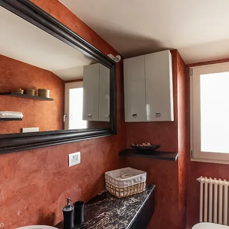 Elena House Gold Апартаменти В'яреджо