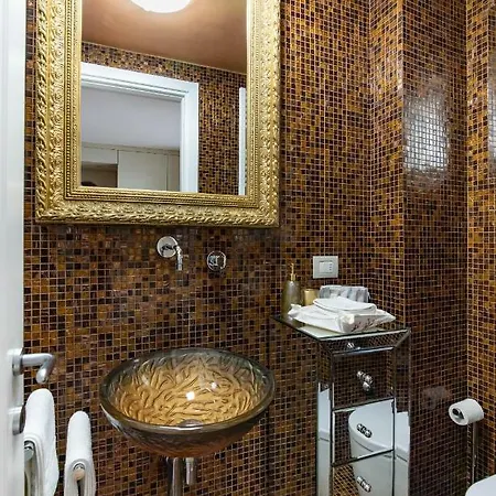Elena House Gold Апартаменти В'яреджо